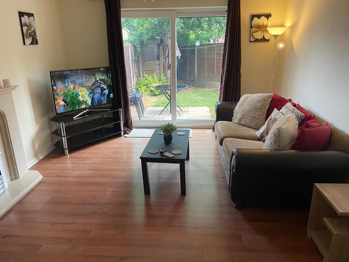 The Swallows Popular Location 3 Bedroom House Free Wi-Fi And Sky Tv In All Rooms Rough Close Esterno foto